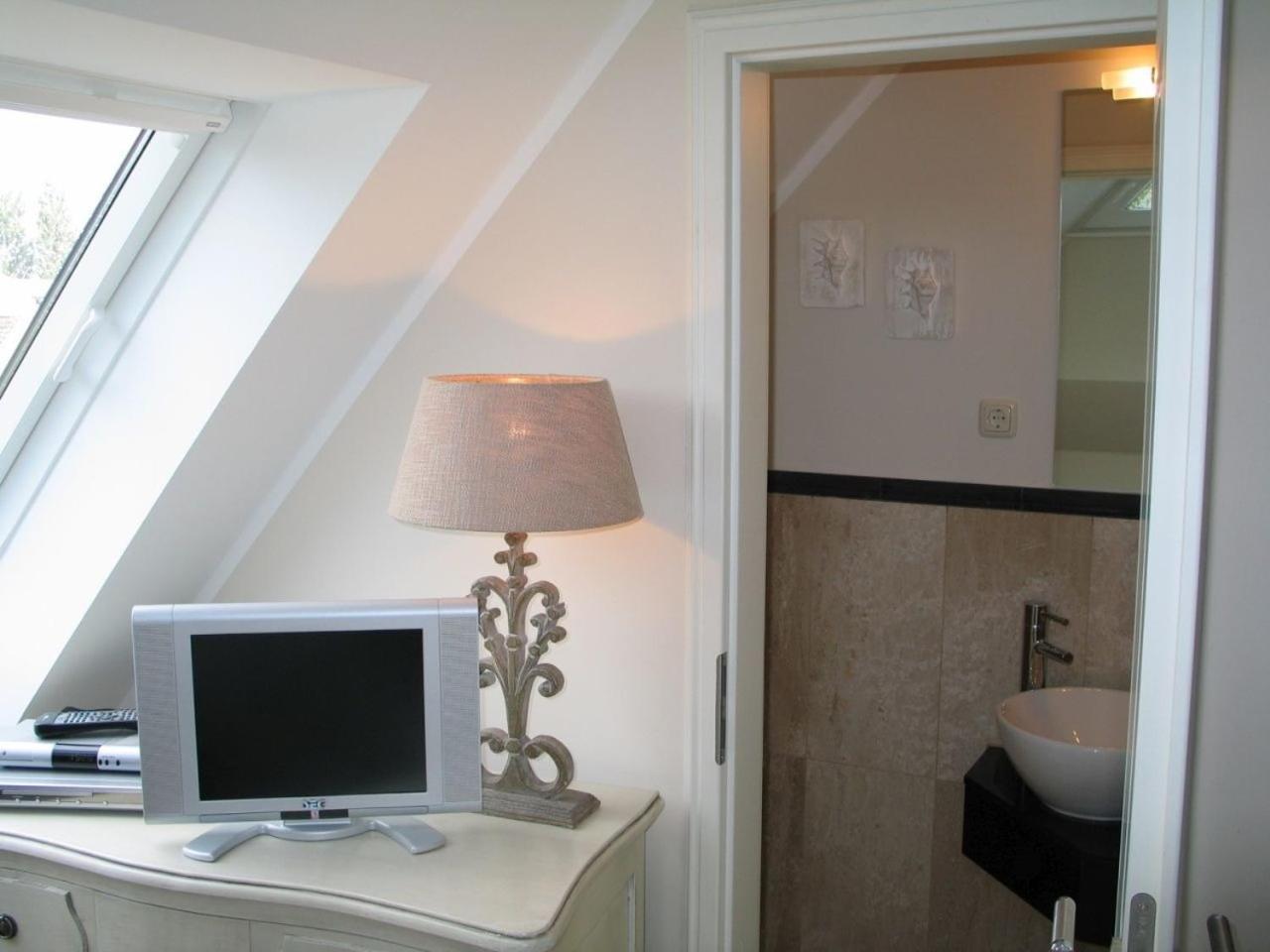 Godeke Michels Ferienwohnung 35Susewind Mueggenburger Weg 40 Zingst Bagian luar foto
